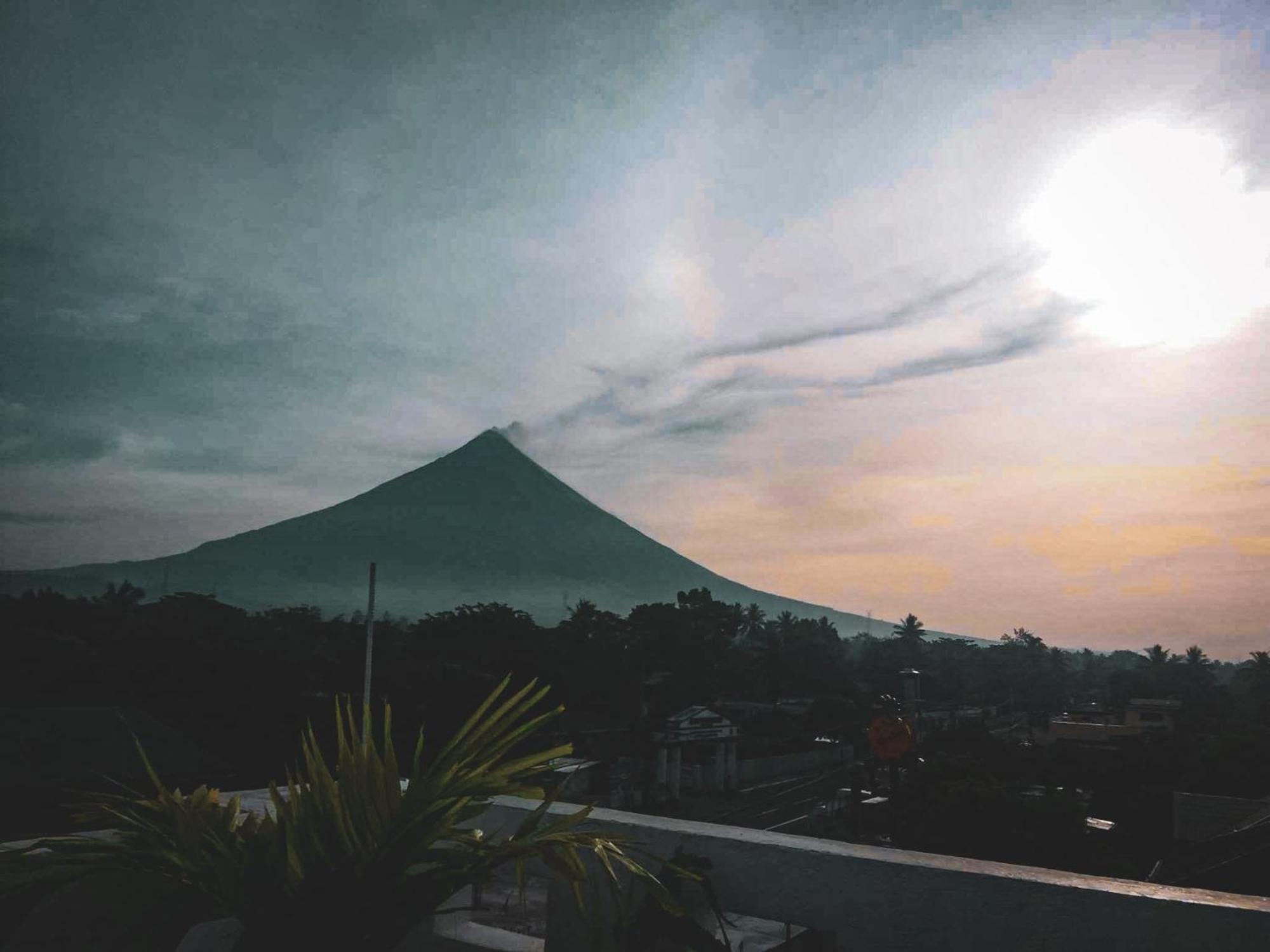 Majestique Hotel Albay Bicol Guinobatan Εξωτερικό φωτογραφία